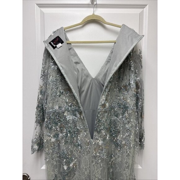 Mac Duggal Size 18 Green Embellished 67539 V-Neck Long Sleeve Formal Gown dress - Picture 8 of 13